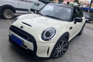 MINI MINI 改款 2.0T COOPER S 艺术家