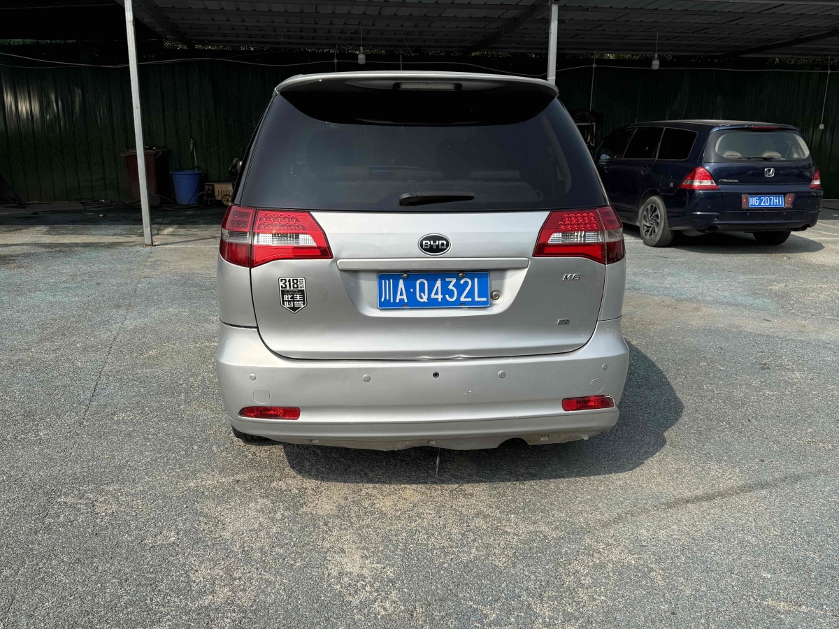 比亞迪 M6  2013款 2.0L 手動(dòng)舒適型圖片