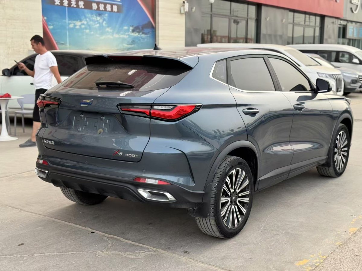 長安歐尚 長安歐尚X5  2021款 改款 1.5T DCT豪華型圖片