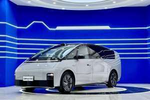 理想汽車 理想MEGA 2024款 Ultra  