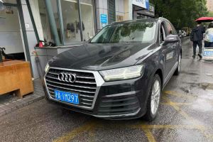 奧迪Q7 奧迪 45 TFSI S line運(yùn)動(dòng)型