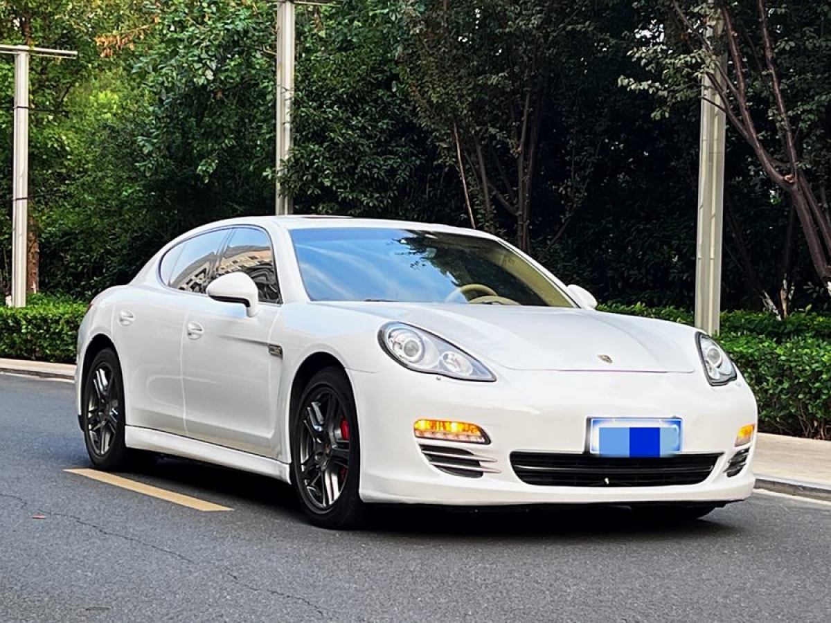 2012年2月保時(shí)捷 Panamera  2010款 Panamera 4 3.6L