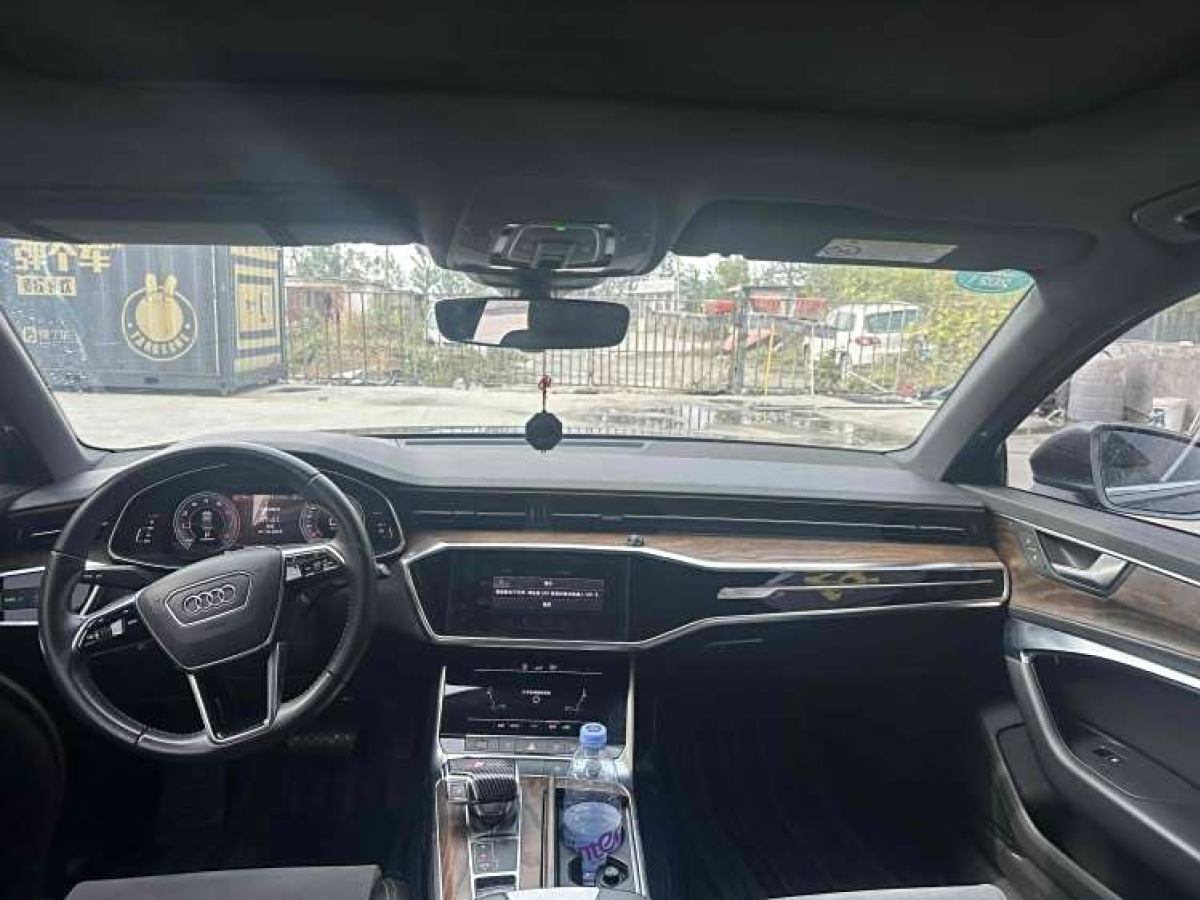 奧迪 奧迪A6L  2019款 40 TFSI 豪華動(dòng)感型圖片