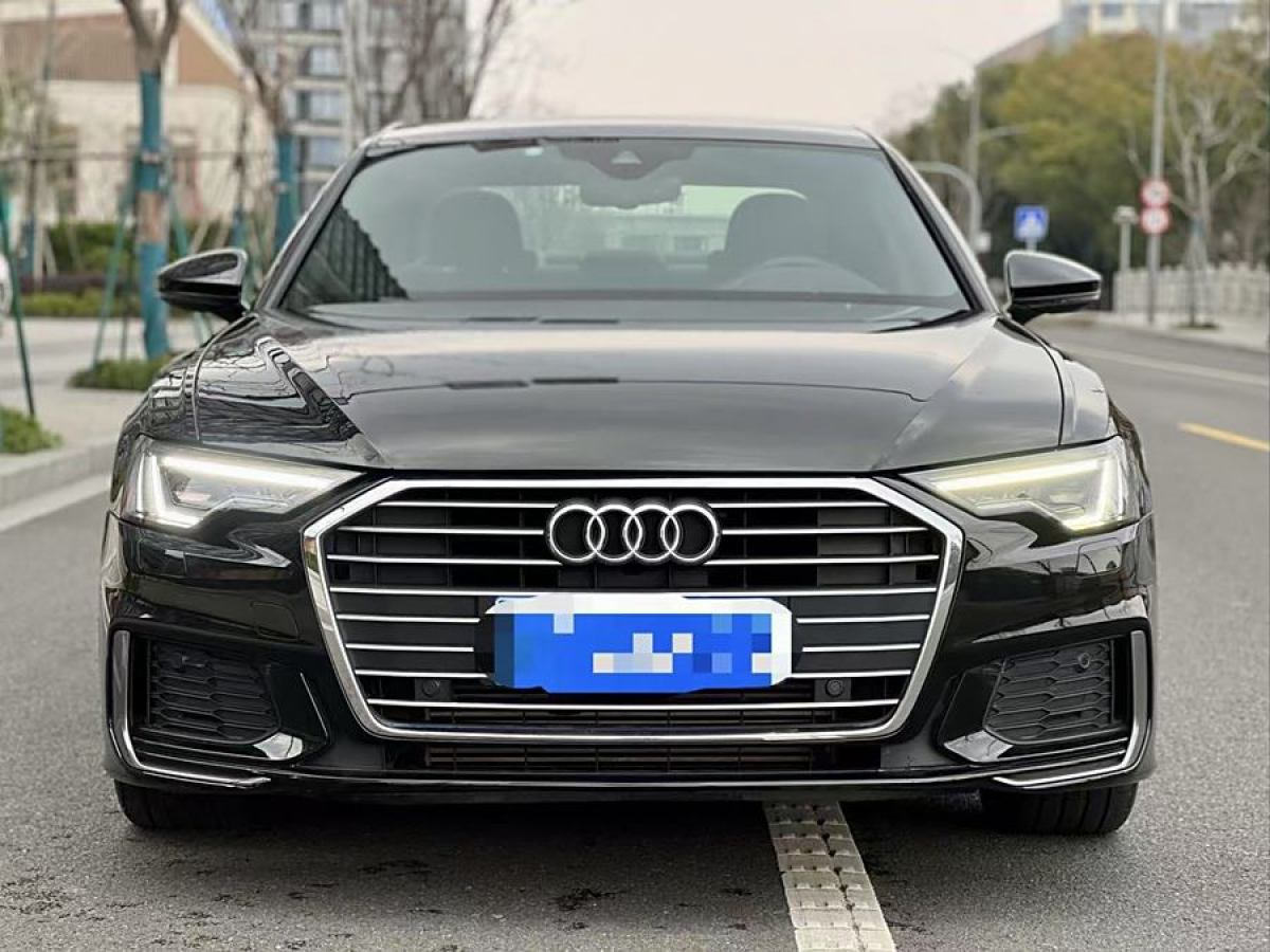 奧迪 奧迪A4L  2019款 45 TFSI quattro 運(yùn)動(dòng)型 國(guó)V圖片