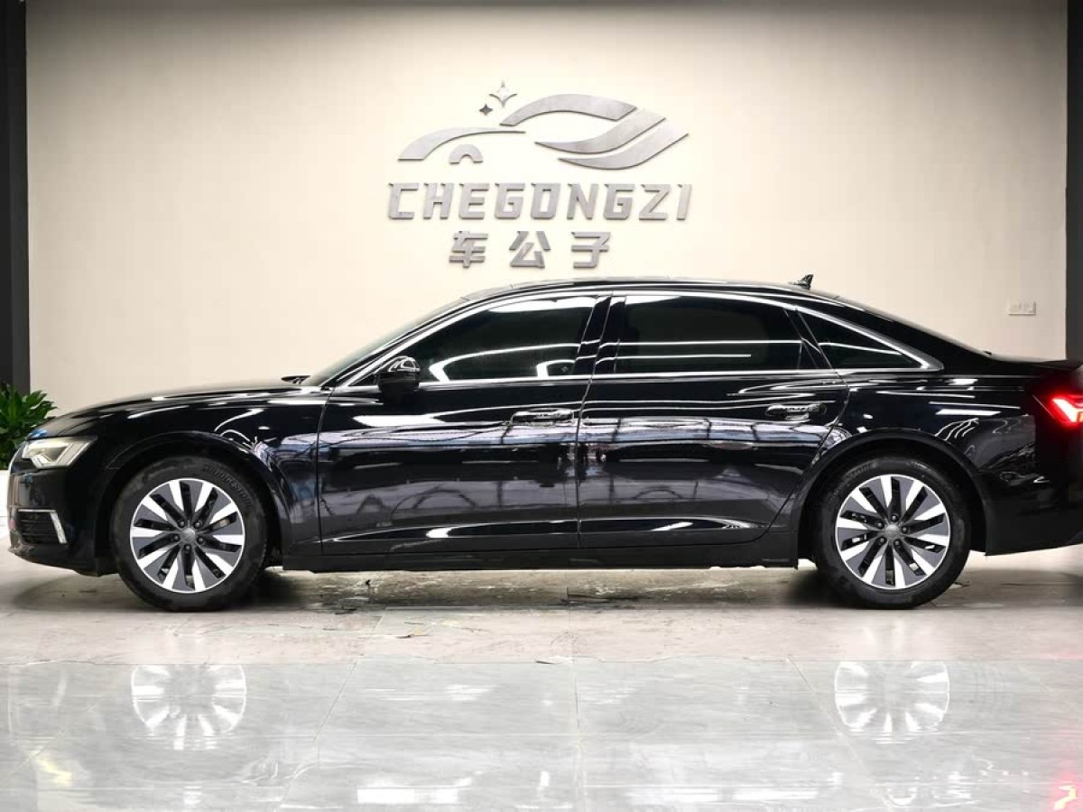 奧迪 奧迪A6L  2022款 45 TFSI 臻選動(dòng)感型圖片