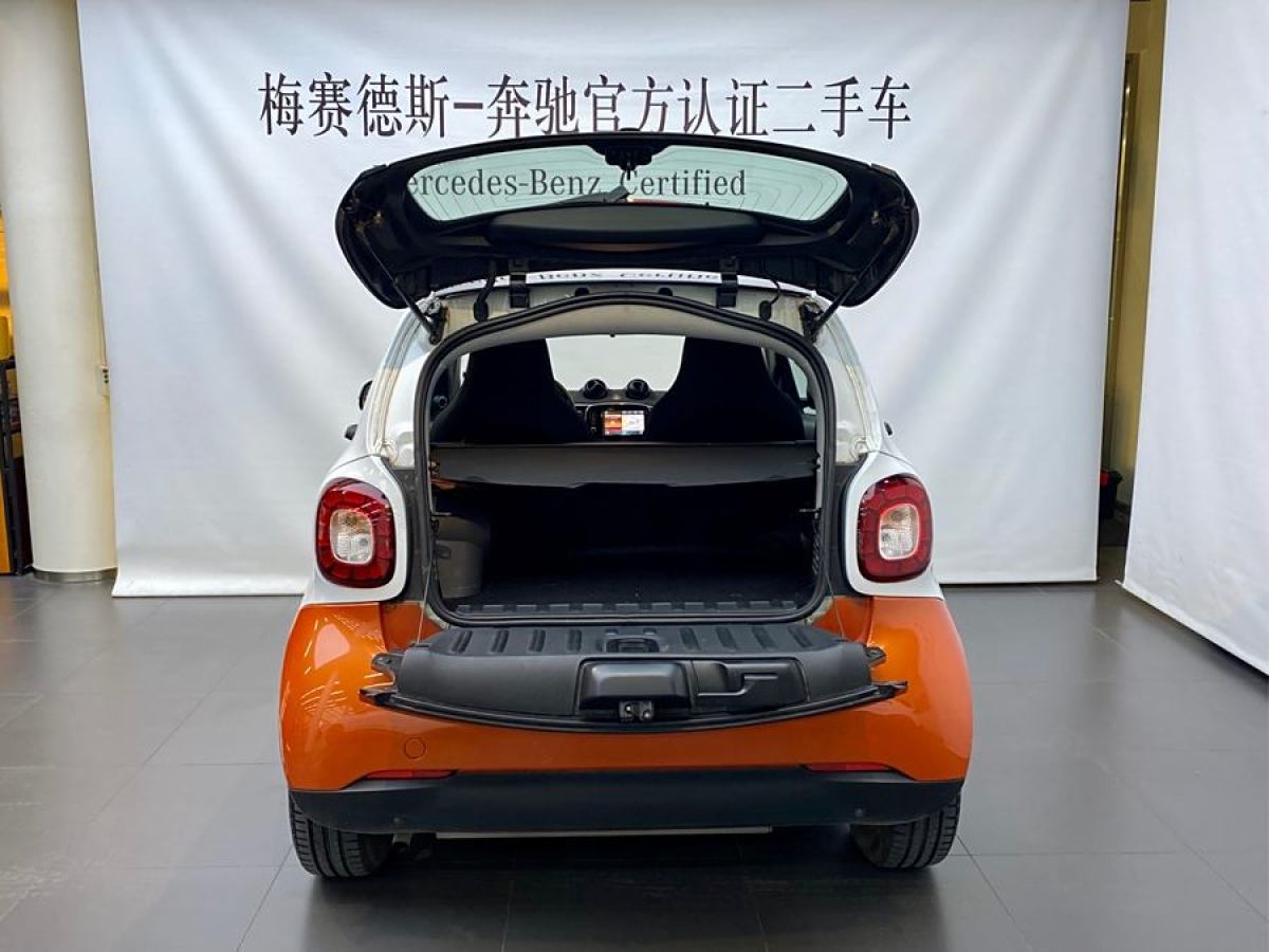 smart fortwo  2017款 1.0L 52千瓦新聲特別版圖片