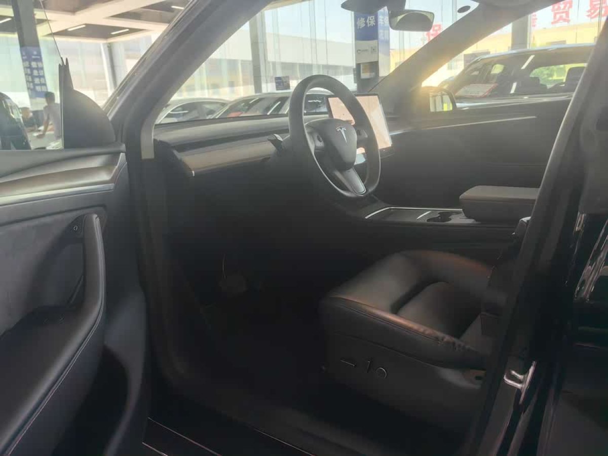 特斯拉 Model Y  2021款 長續(xù)航全輪驅(qū)動版 3D7圖片
