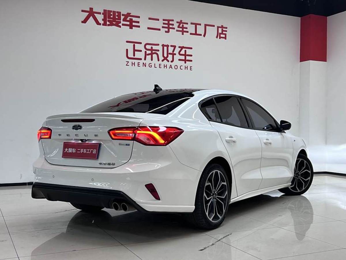 福特 ?？怂? 2021款 三廂 EcoBoost 180 自動(dòng)ST Line圖片