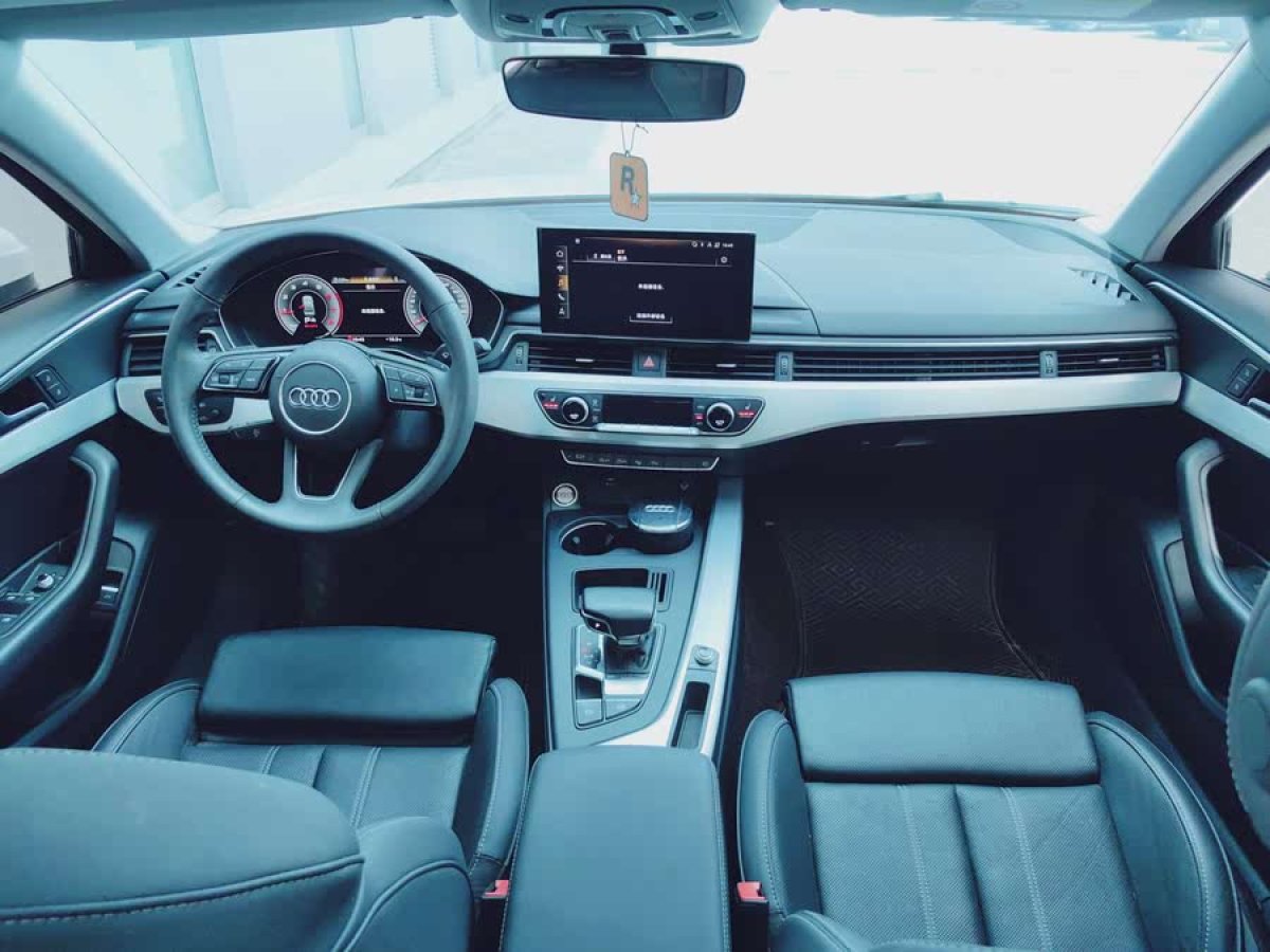 奧迪 奧迪A4L  2020款 40 TFSI 豪華動感型圖片