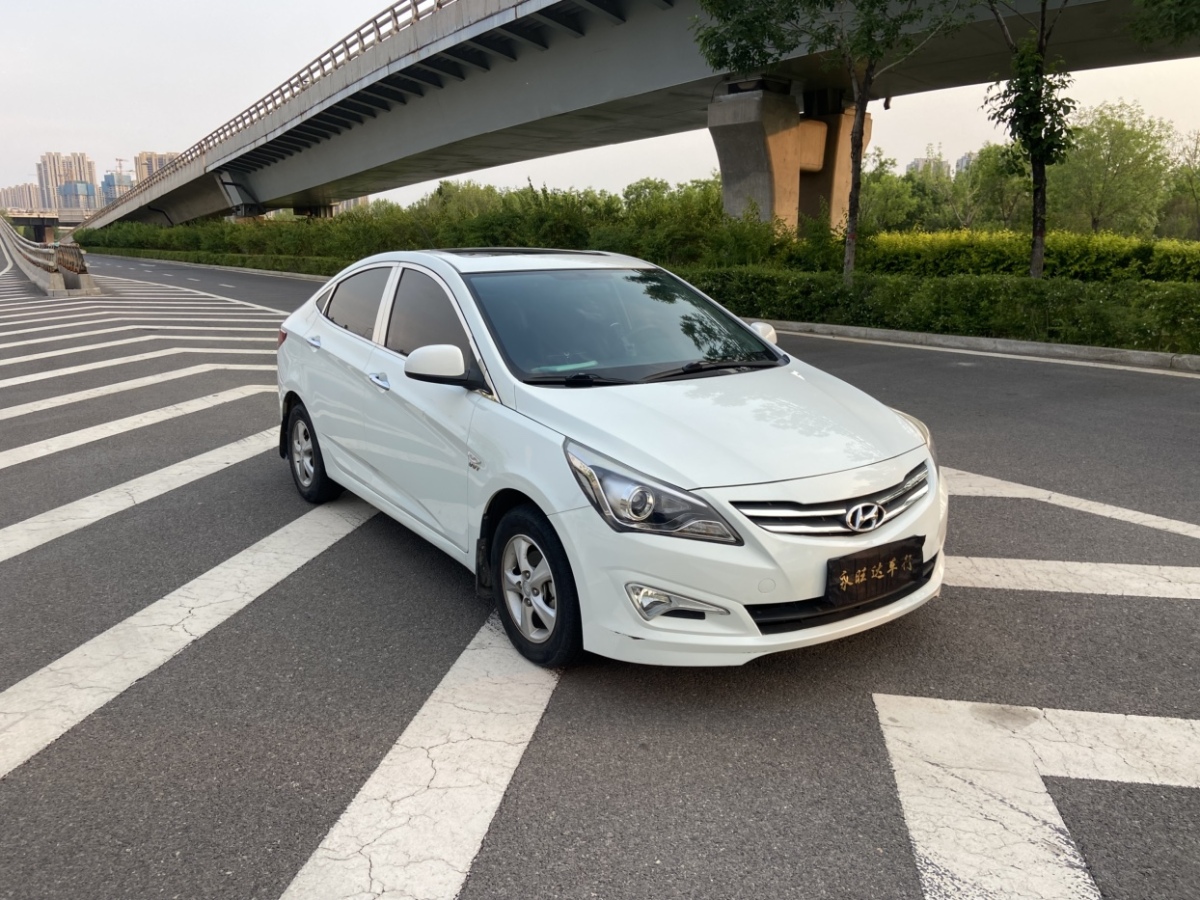 現(xiàn)代 瑞納  2014款 1.4L 自動(dòng)智能型GLS圖片