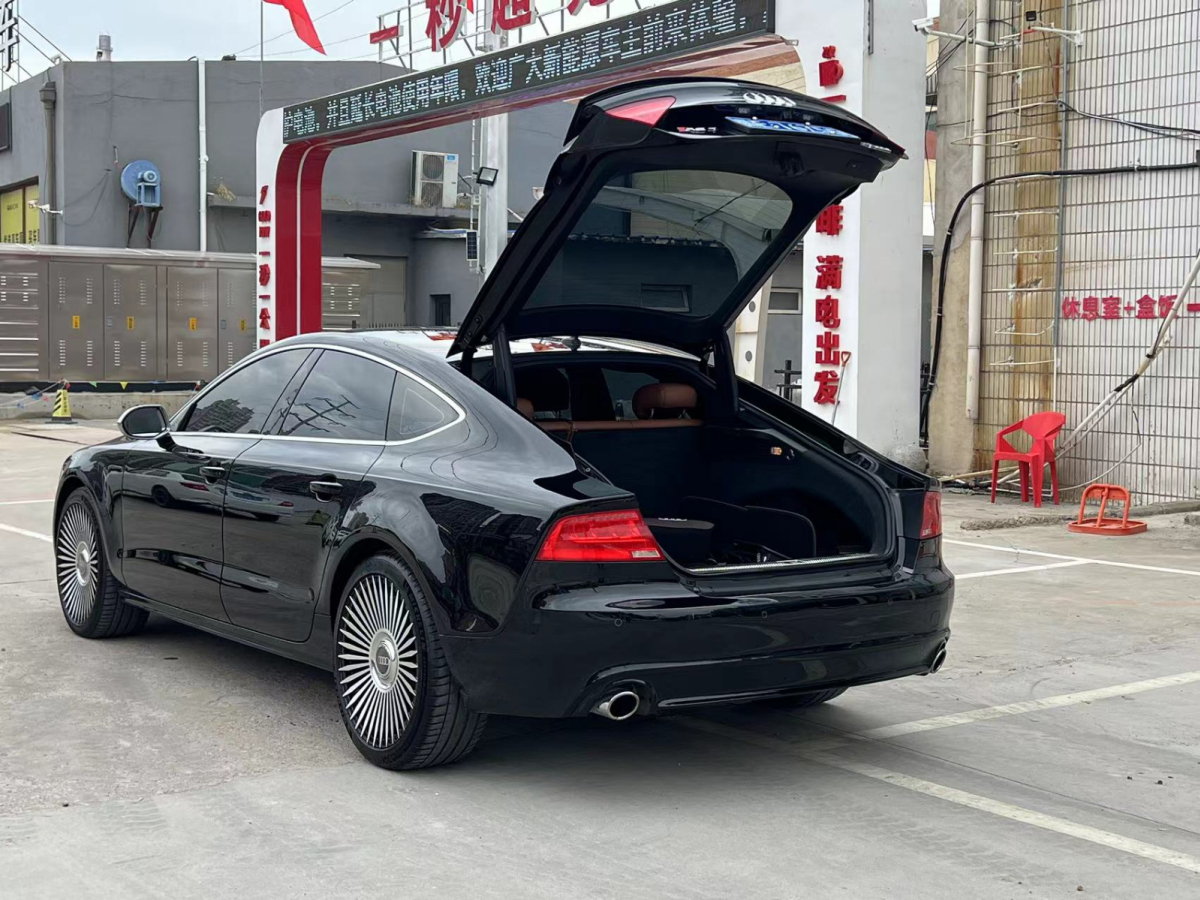 奥迪 奥迪A7  2011款 A7 Sportback 3.0 TDI 柴油版图片