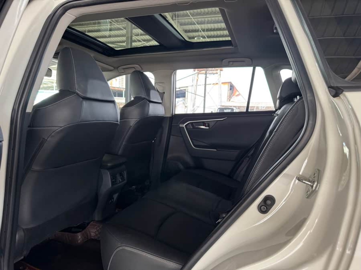 豐田 RAV4榮放  2020款 2.0L CVT四驅尊貴版圖片