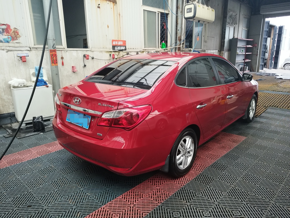 現(xiàn)代 悅動  2011款 1.6L 自動豪華型圖片