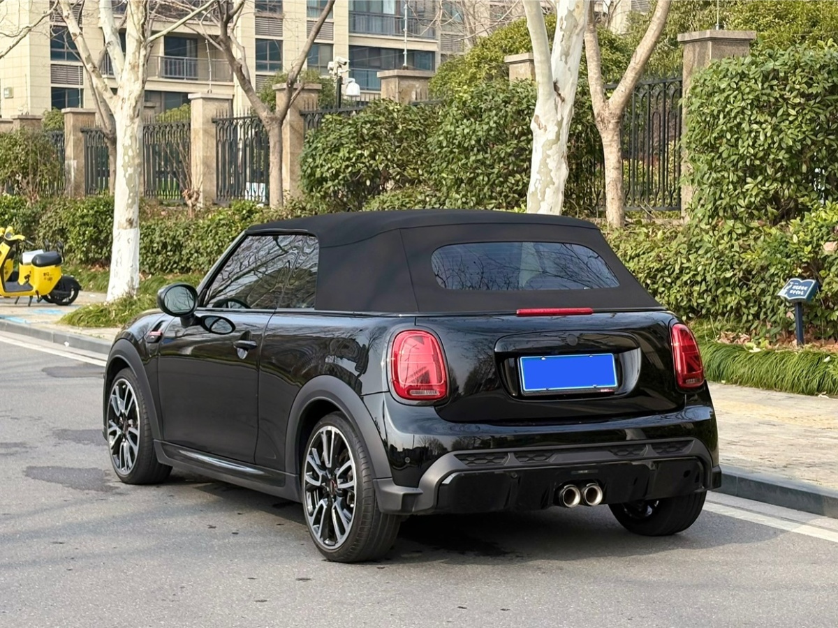 MINI MINI  2023款 改款 2.0T COOPER S CABRIO 執(zhí)迷特別版圖片