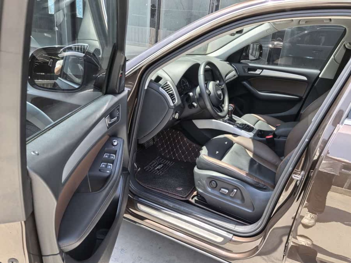 奧迪 奧迪Q5  2017款 Plus 40 TFSI 技術(shù)型圖片