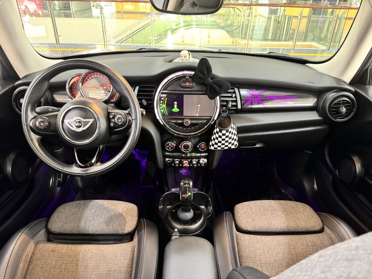 MINI MINI  2019款 1.5T COOPER 經(jīng)典派圖片