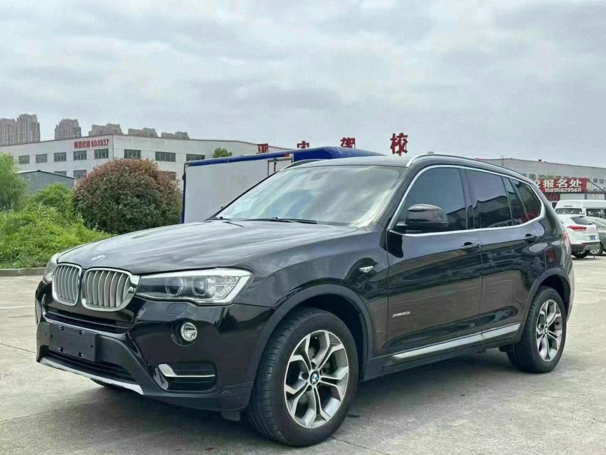 寶馬 寶馬X3  2014款 xDrive20i X設(shè)計套裝圖片