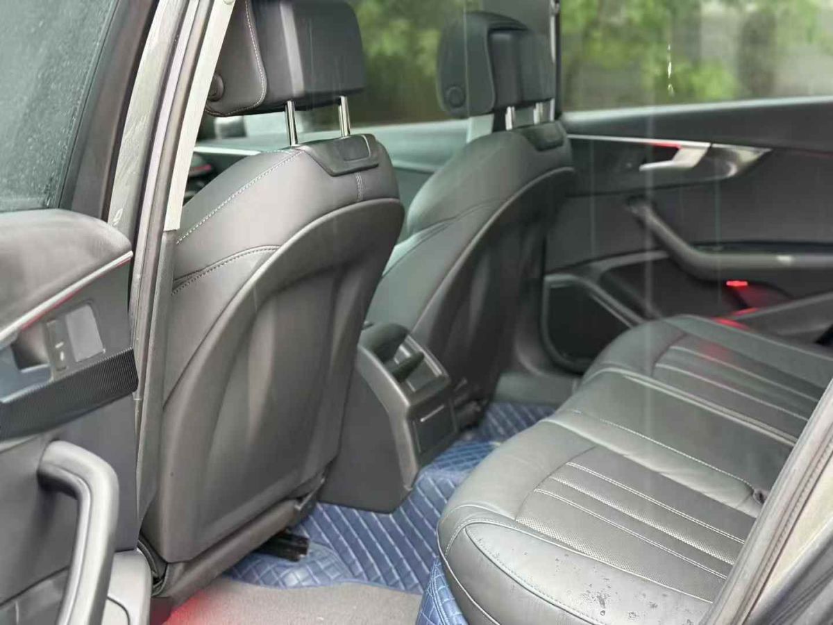 奧迪 奧迪A4L  2020款 35 TFSI 時(shí)尚動(dòng)感型圖片