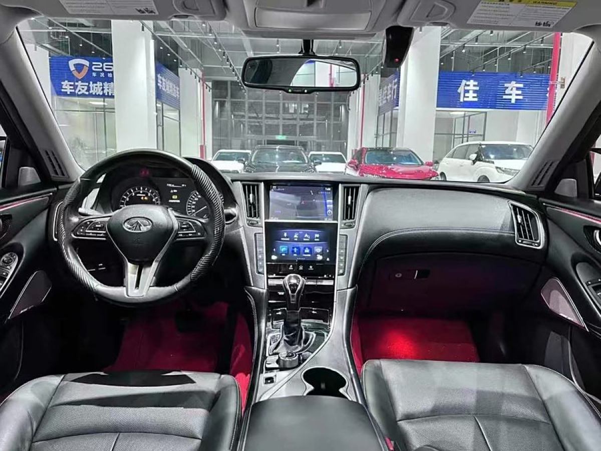 英菲尼迪 Q50L  2018款 2.0T 進(jìn)享版 國(guó)VI圖片