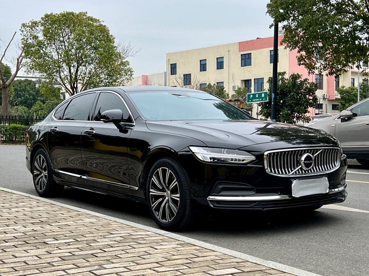 2021年9月沃爾沃 S90  2022款 B5 智逸豪華版