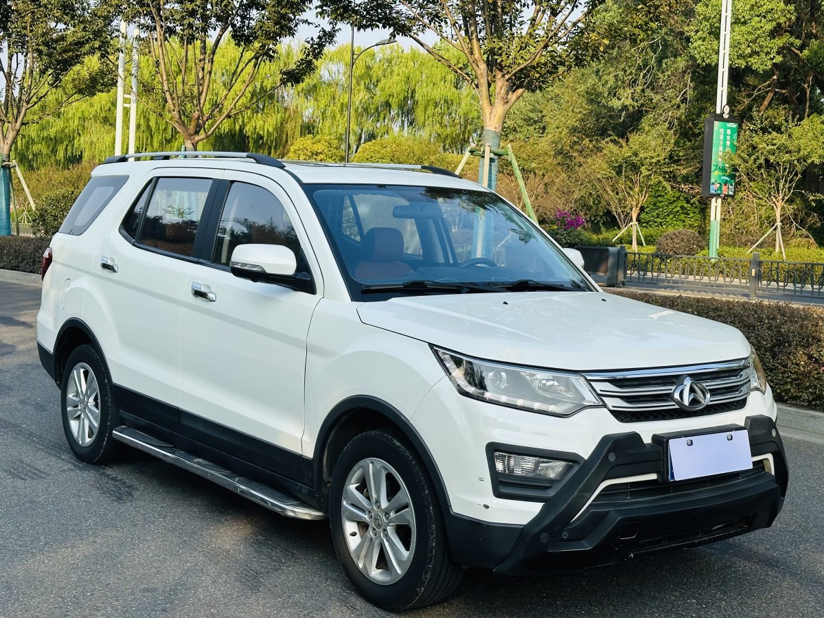 長(zhǎng)安歐尚 CX70  2016款 1.6L 手動(dòng)豪華型圖片