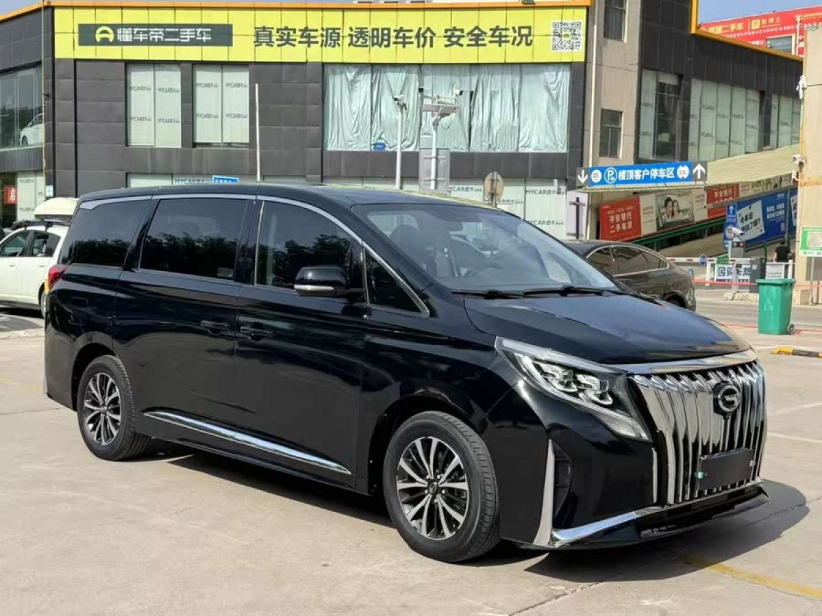 廣汽傳祺 M8  2024款 領(lǐng)秀系列 390T 尊享版圖片