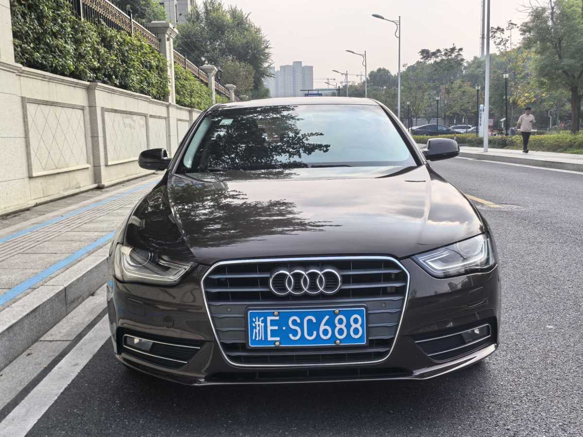 2015年6月奧迪 奧迪A4L  2015款 35 TFSI 自動(dòng)標(biāo)準(zhǔn)型