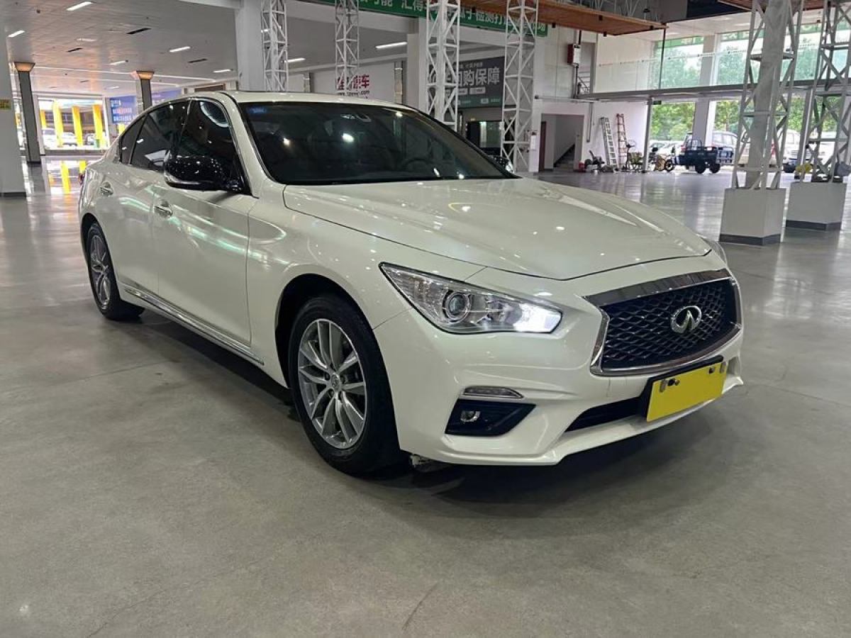 英菲尼迪 Q50L  2018款  2.0T 舒適版 國VI圖片