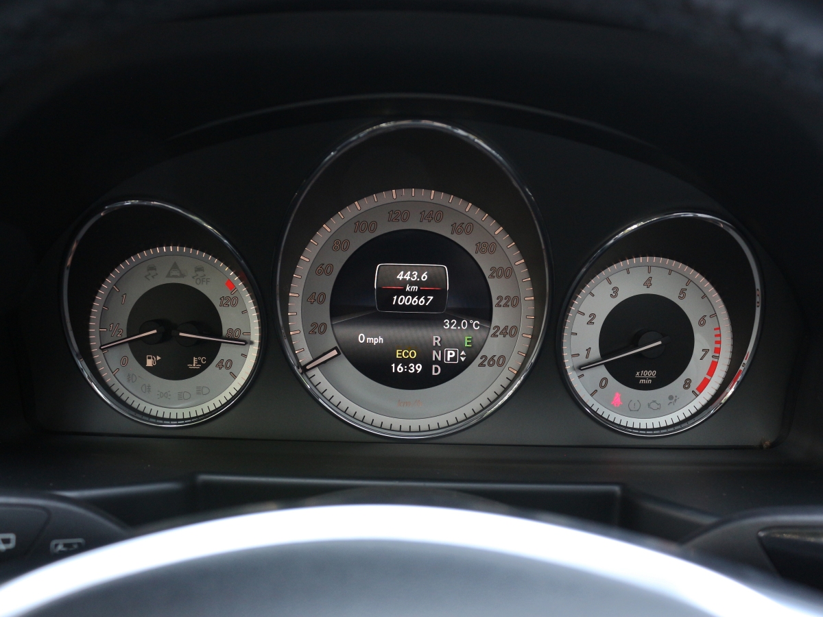 奔馳 奔馳GLK級  2015款 GLK 260 4MATIC 動感型 極致版圖片