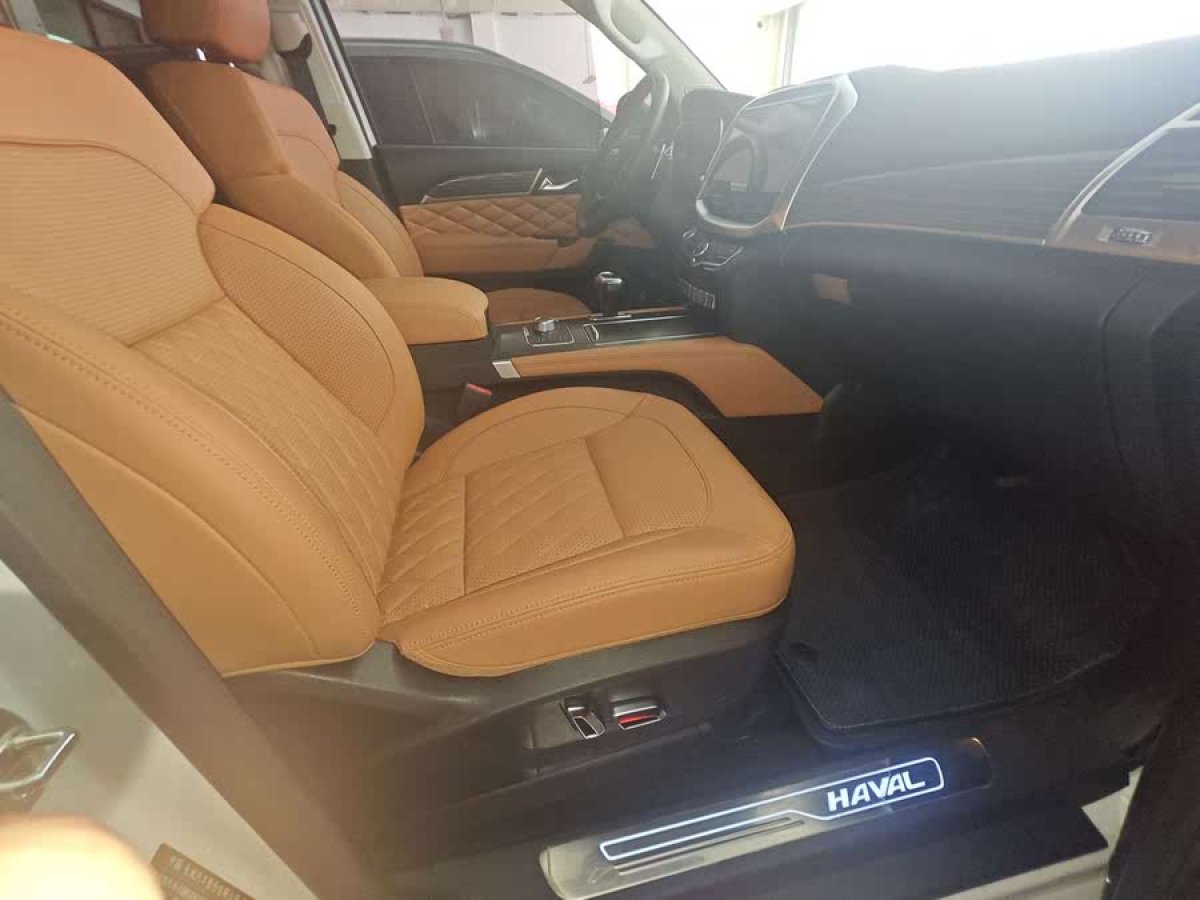 哈弗 H9  2022款 2.0T 汽油四驅(qū)豪華型 7座圖片