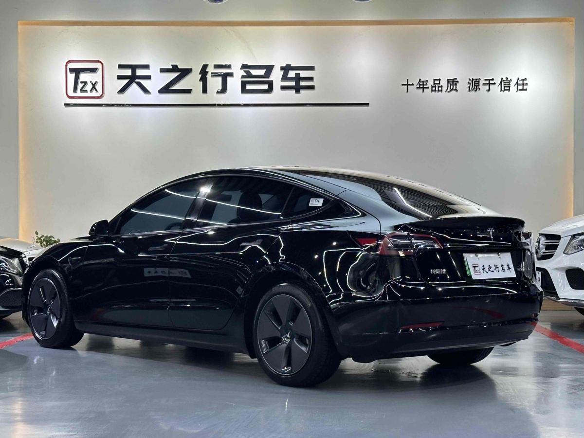 特斯拉 Model 3  2022款 改款 后輪驅(qū)動(dòng)版圖片