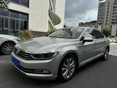 2017年3月 大众 迈腾 330TSI DSG 豪华型图片