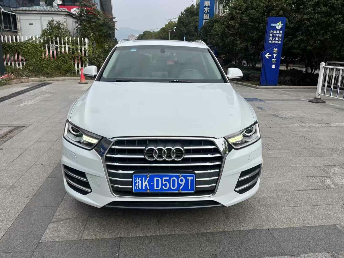 奧迪 奧迪Q3  2018款 30 TFSI 時尚型典藏版圖片