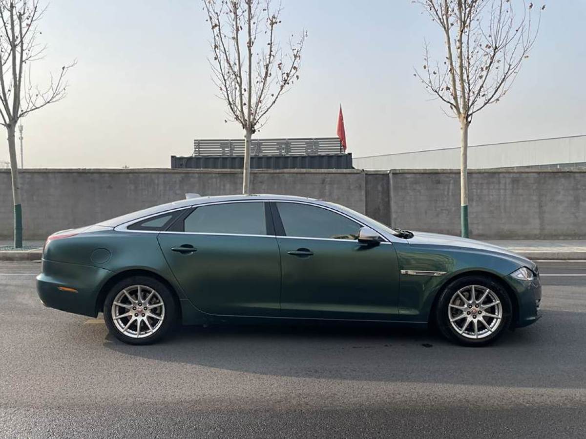 捷豹 XJ  2016款 XJL 3.0 SC 兩驅(qū)典雅商務(wù)版圖片