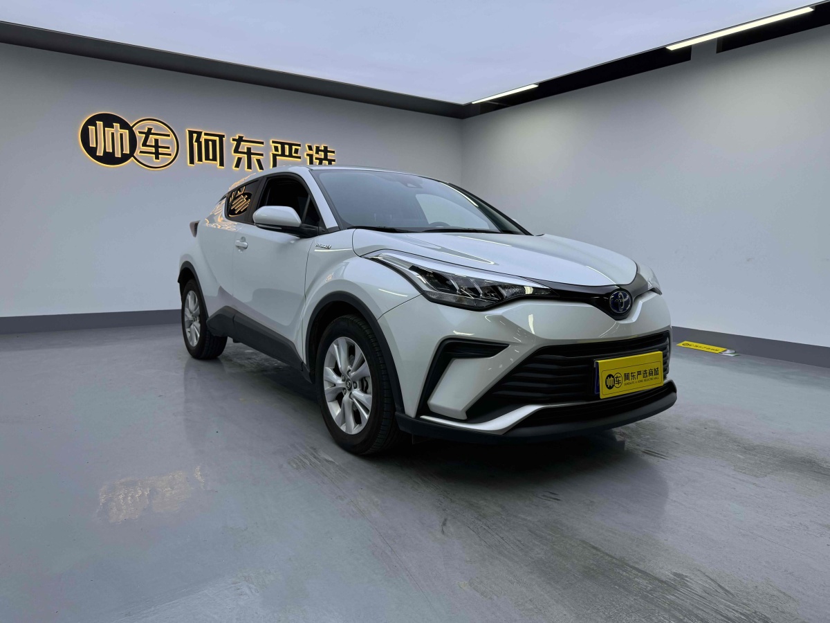 豐田 奕澤IZOA  2021款 雙擎 2.0L 奕行版圖片