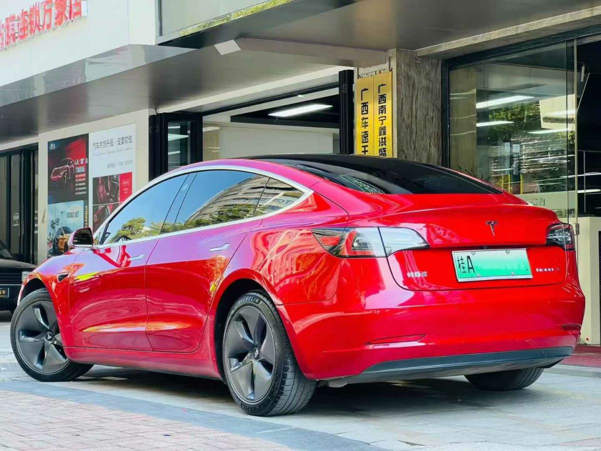 特斯拉 Model S  2021款 Plaid Plus 版圖片