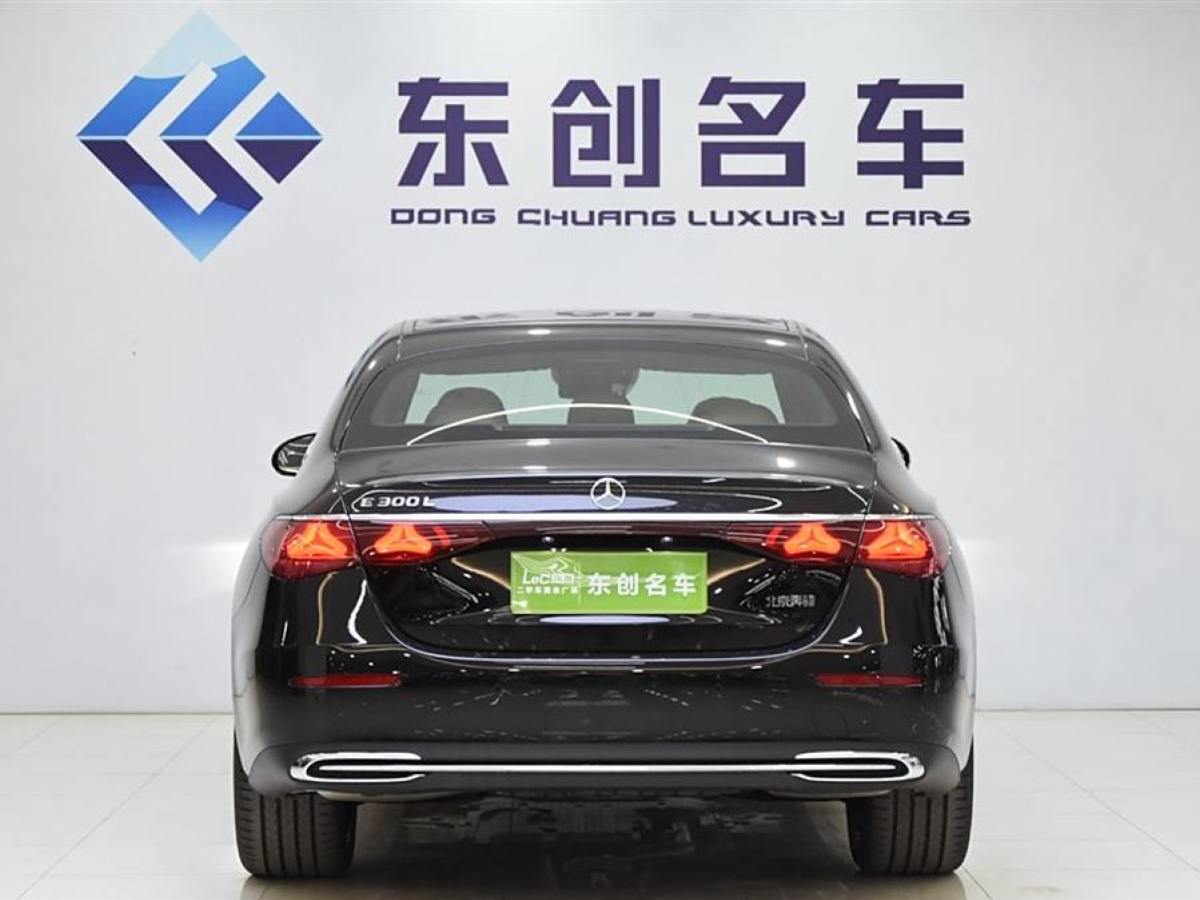 奔馳 奔馳E級  2019款 改款 E 300 L 豪華型圖片