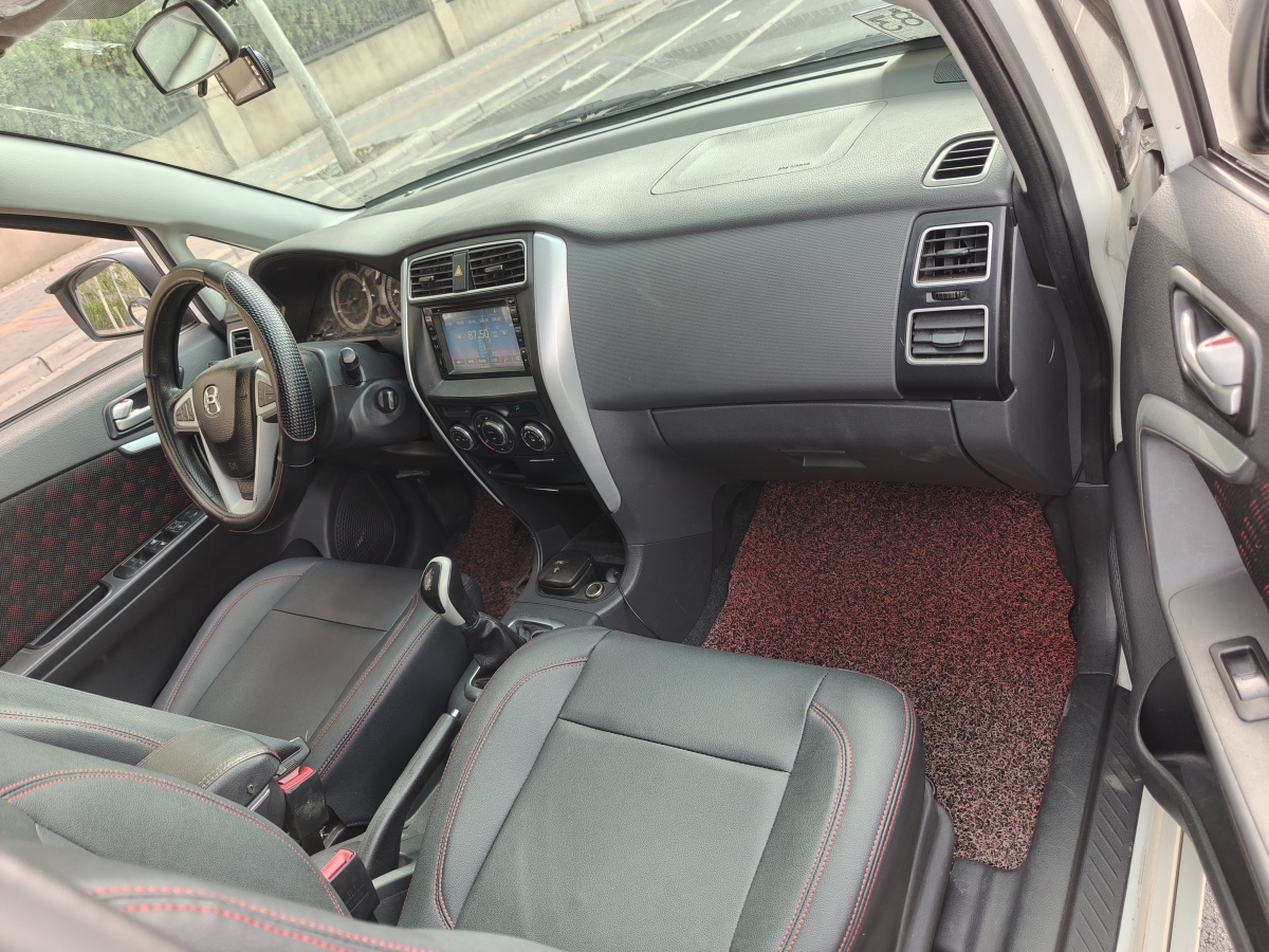 鈴木 利亞納A6  2015款 兩廂 1.4L 手動(dòng)理想型圖片