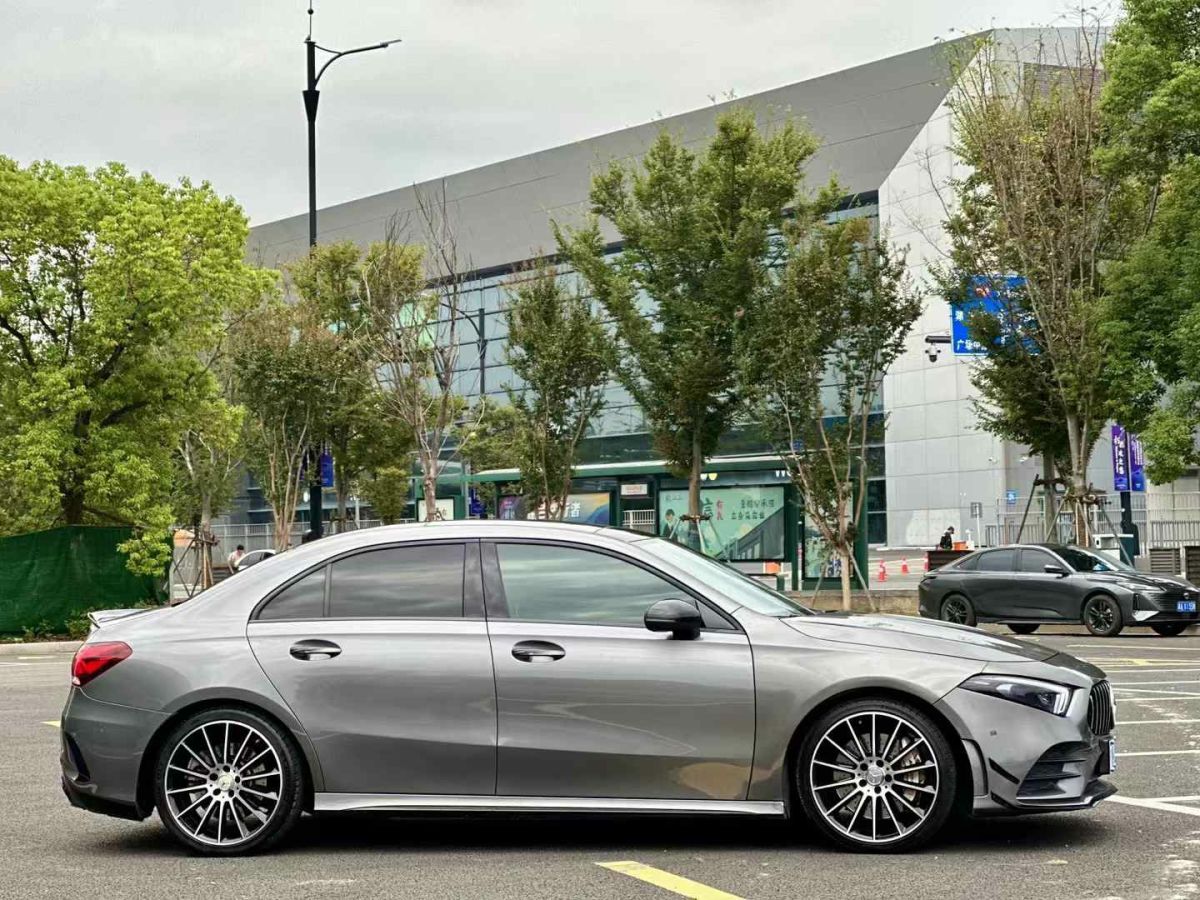 奔馳 奔馳GLC轎跑 AMG  2020款 AMG GLC 43 4MATIC 轎跑SUV圖片