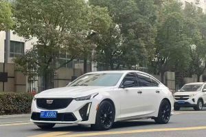 XT5 凯迪拉克  28T 四驱豪华型