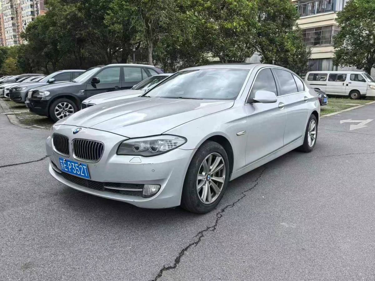 寶馬 寶馬5系  2011款 550i 4.8T V8后驅(qū)版圖片