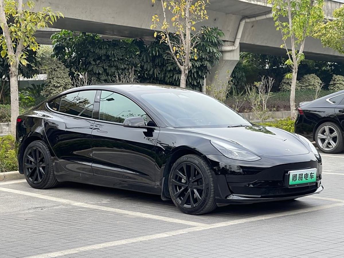 特斯拉 Model Y  2022款 改款 后輪驅(qū)動版圖片