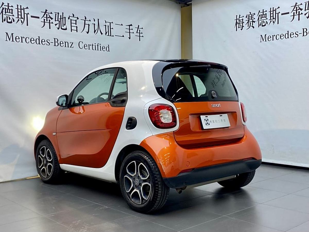 smart fortwo  2017款 1.0L 52千瓦新聲特別版圖片