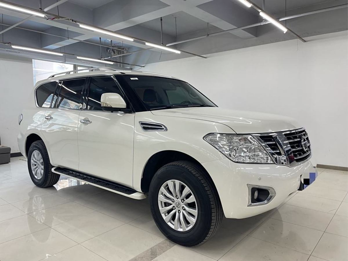 日產(chǎn) 途樂  2018款 4.0L 領(lǐng)英型圖片