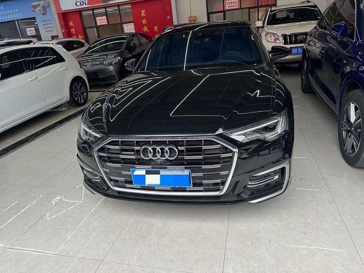 奧迪 奧迪A6L  2023款 改款 45 TFSI quattro 臻選動(dòng)感型圖片