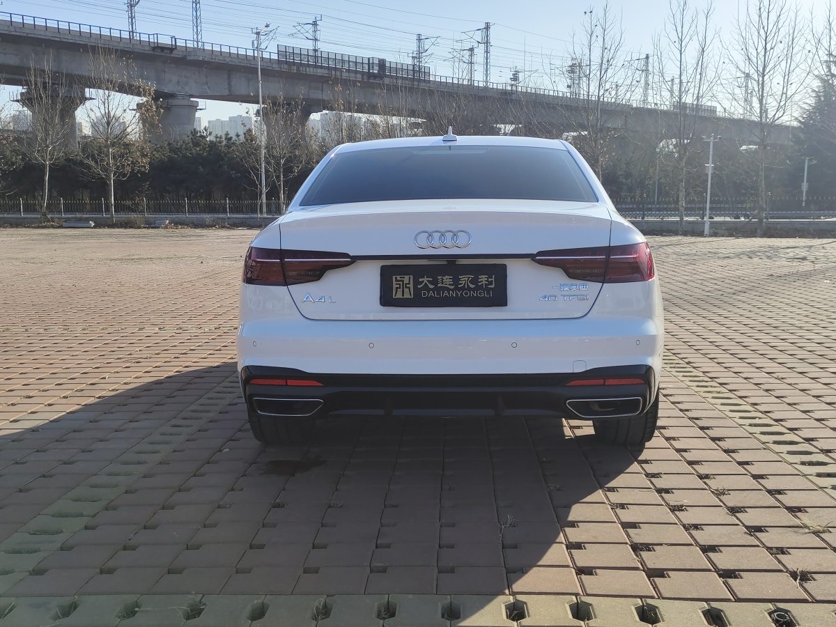 奧迪 奧迪A4L  2023款 40 TFSI 豪華動感型圖片