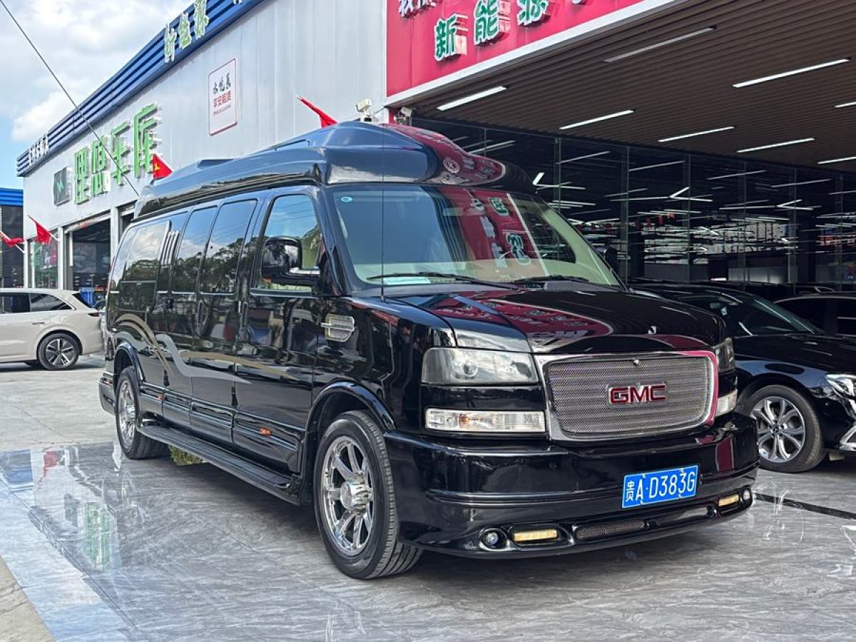 2017年2月GMC SAVANA  2015款 6.0L G660L 兩驅(qū)雅尊版