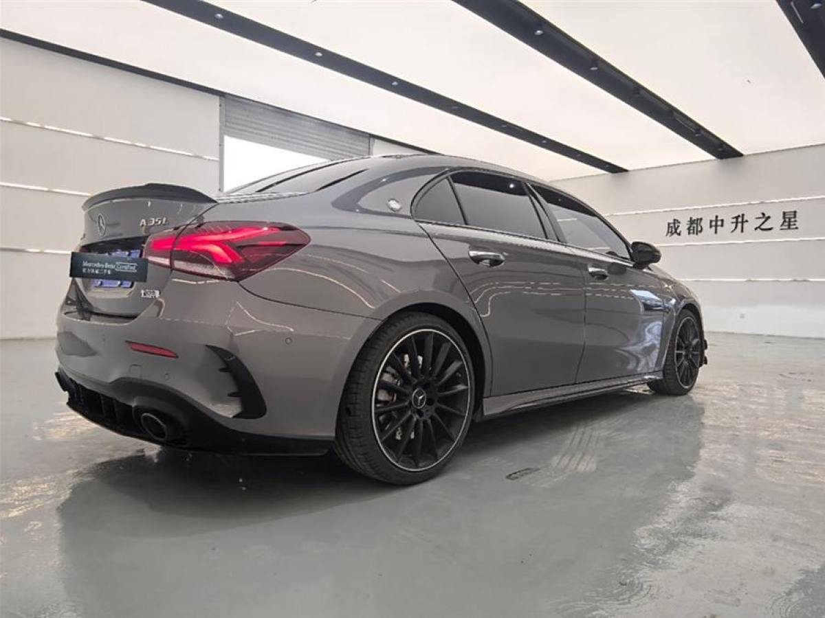 奔馳 奔馳A級AMG  2023款 AMG A 35 4MATIC圖片