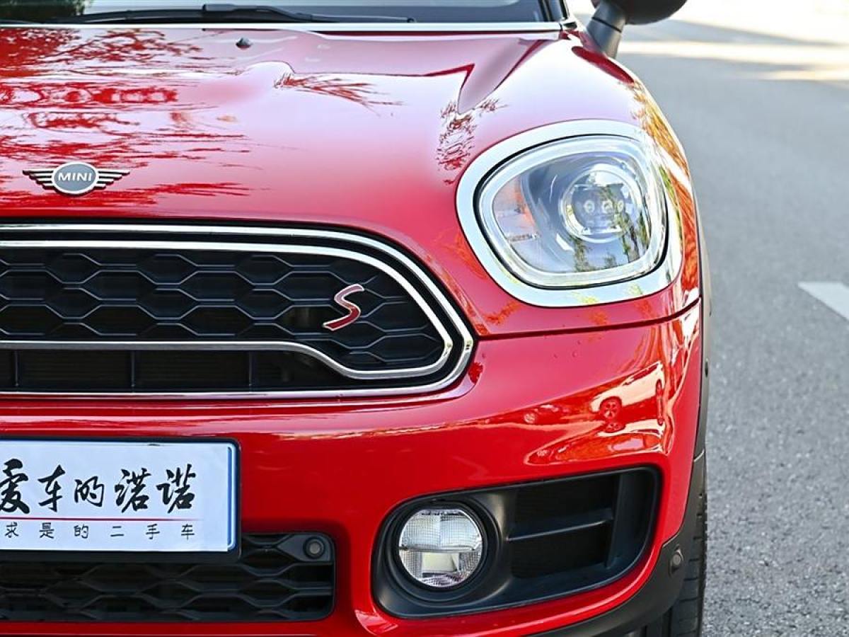 2019年6月MINI COUNTRYMAN  2018款 2.0T COOPER S ALL4 藝術(shù)家