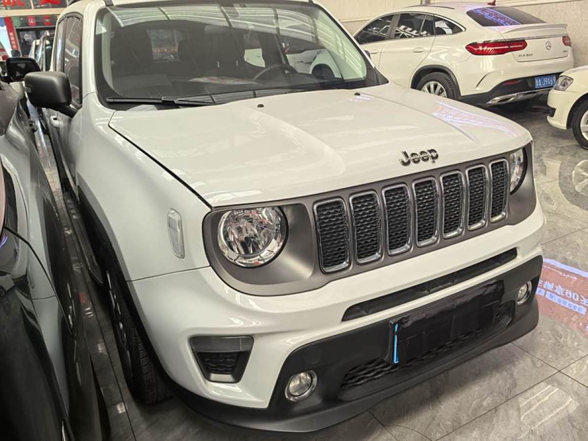 Jeep 自由俠  2019款 220T 自動(dòng)精英版圖片